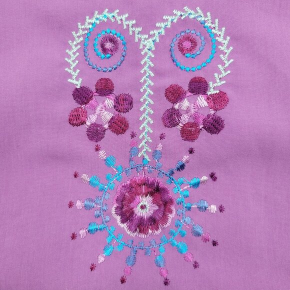 Embroidered Floral Fabric Brushed Polyester Purple Crafting Sewing 2 Yards - Picture 2 of 4